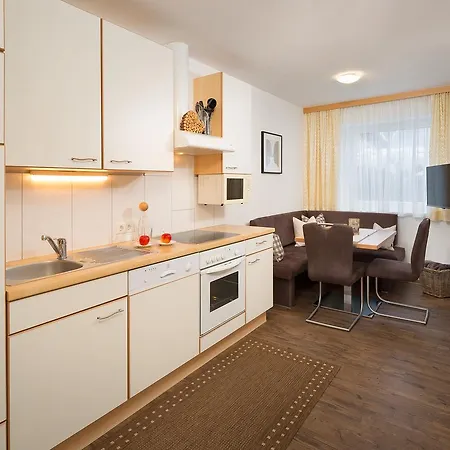 Rainer's Apartman *